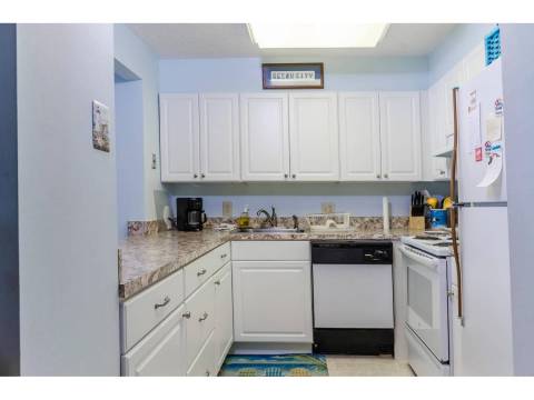 1705 Braemar Towers